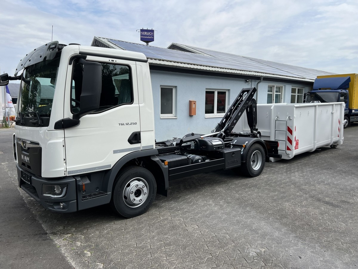 MAN TGL 12.250 BL NEU City Abrollkipper PowerMatic s - Kamion sa hidrauličnom kukom: slika 5 MAN TGL 12.250 BL NEU City Abrollkipper PowerMatic s - Kamion sa hidrauličnom kukom: slika 5