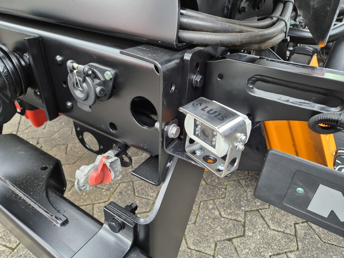 MAN TGL 8.190 Feuerwehrfahrzeug City Abrollkipper - Kamion sa hidrauličnom kukom: slika 3 MAN TGL 8.190 Feuerwehrfahrzeug City Abrollkipper - Kamion sa hidrauličnom kukom: slika 3