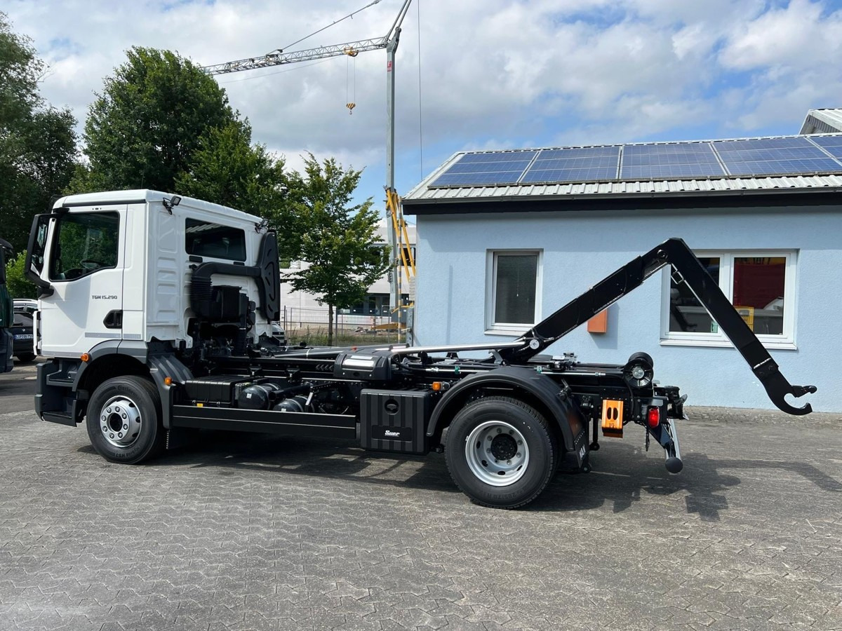 MAN TGM 15.290 BL Aut. Abrollkipper AHK - Kamion sa hidrauličnom kukom: slika 1 MAN TGM 15.290 BL Aut. Abrollkipper AHK - Kamion sa hidrauličnom kukom: slika 1