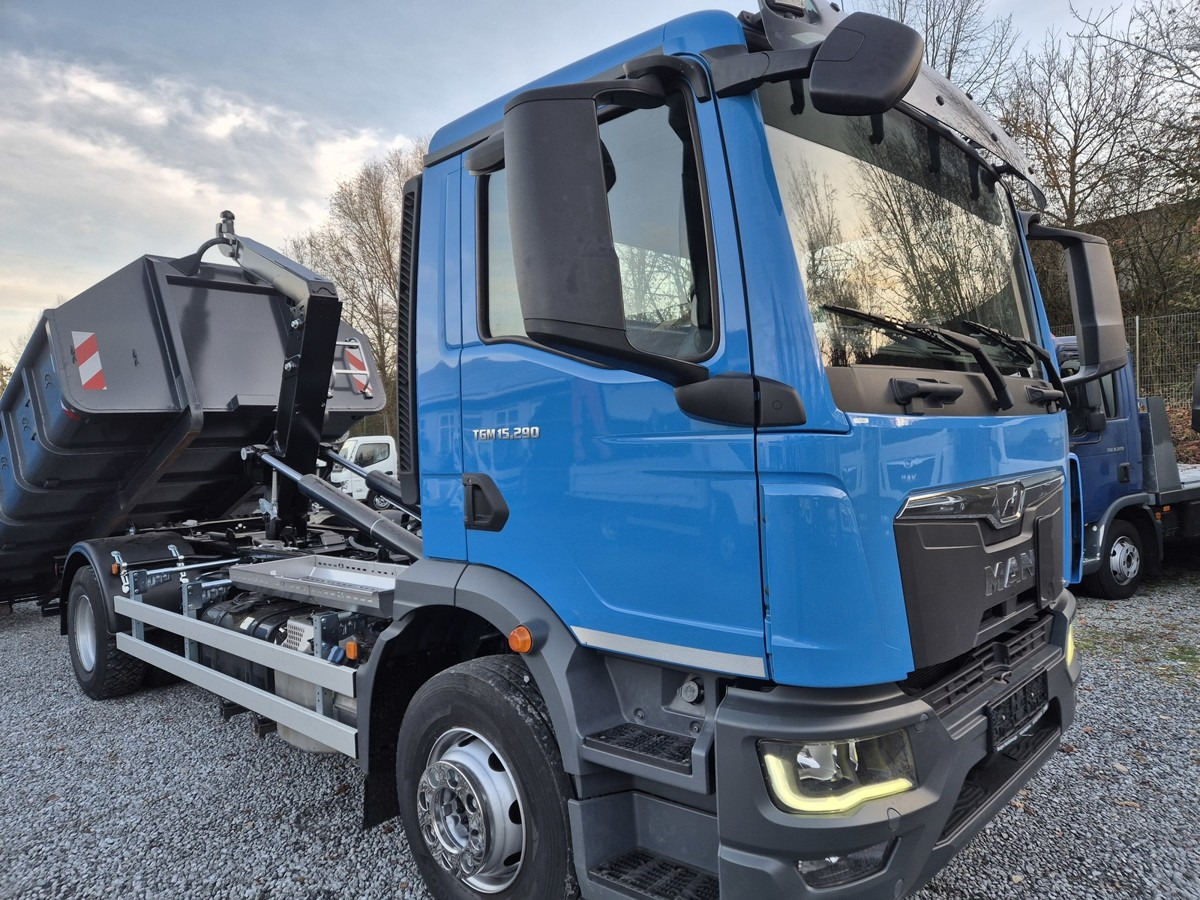 MAN TGM 15.290 BL Tipmatic Abrollkipper Mod.2021 - Kamion sa hidrauličnom kukom: slika 1 MAN TGM 15.290 BL Tipmatic Abrollkipper Mod.2021 - Kamion sa hidrauličnom kukom: slika 1