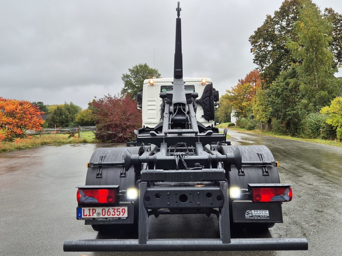 MAN TGM 18.320 BL 4x2 Abrollkipper Automatik - Kamion sa dizalicom, Kamion sa tovarnim sandukom: slika 2 MAN TGM 18.320 BL 4x2 Abrollkipper Automatik - Kamion sa dizalicom, Kamion sa tovarnim sandukom: slika 2