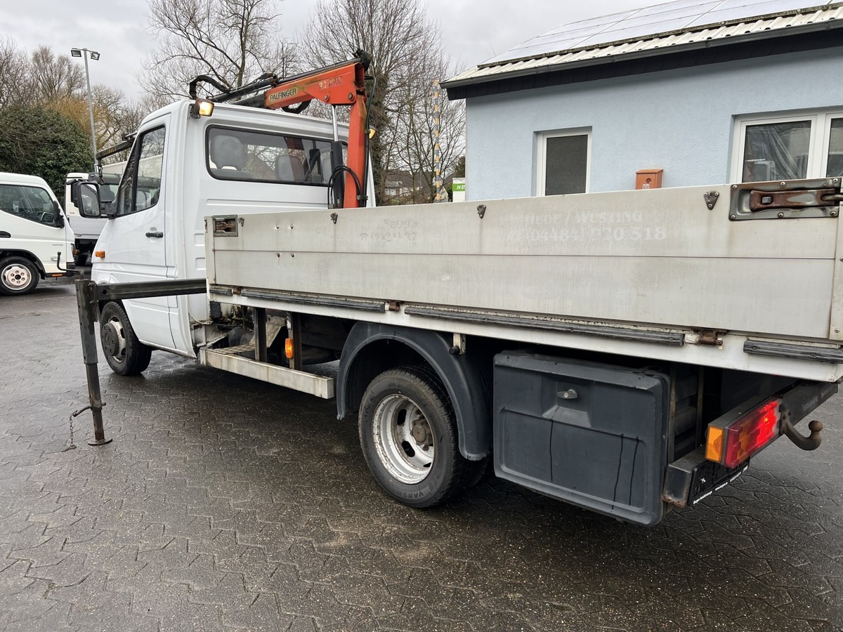 Dostavno vozilo sa otvorenom sandukom MERCEDES-BENZ Sprinter 413 313 Pritsche Kran Palfinger PC2300: slika 15