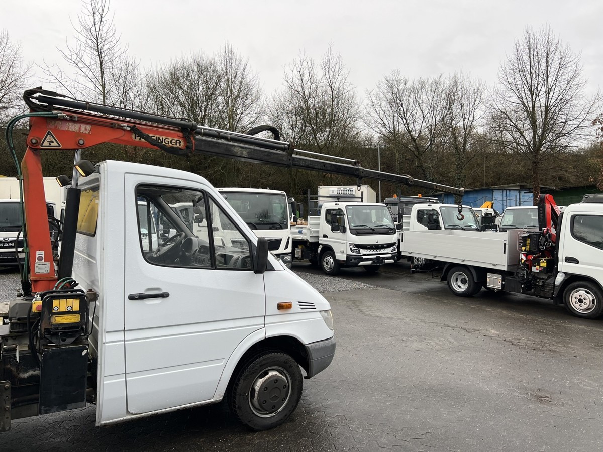 Dostavno vozilo sa otvorenom sandukom MERCEDES-BENZ Sprinter 413 313 Pritsche Kran Palfinger PC2300: slika 10
