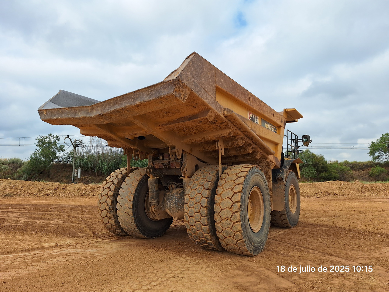 KOMATSU HD605 7-EO - Kiper sa krutom šasijom/ Kiper za kamen: slika 3 KOMATSU HD605 7-EO - Kiper sa krutom šasijom/ Kiper za kamen: slika 3