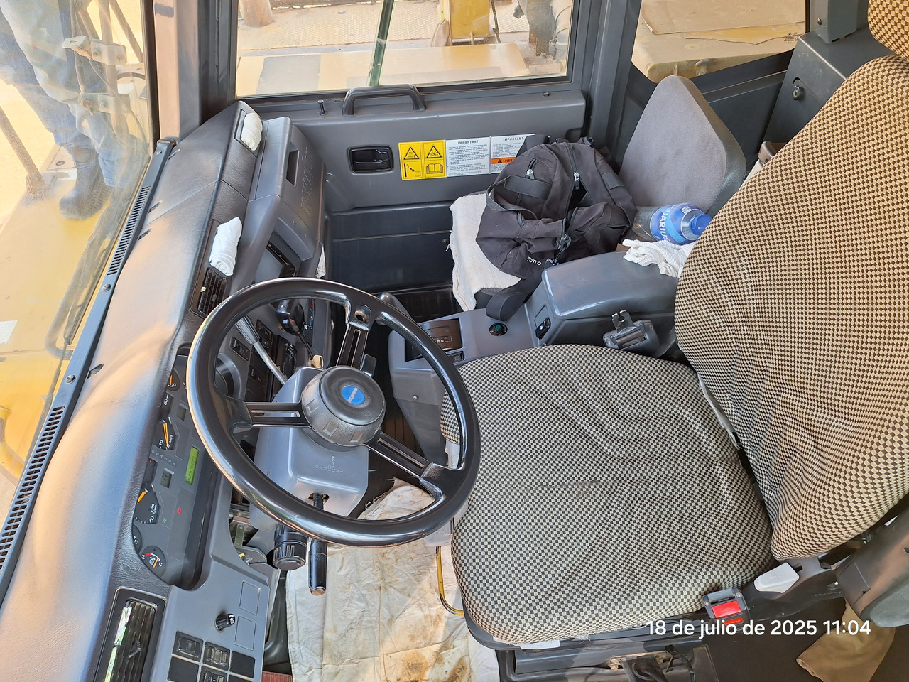 Kiper sa krutom šasijom/ Kiper za kamen KOMATSU HD605 7-EO: slika 8