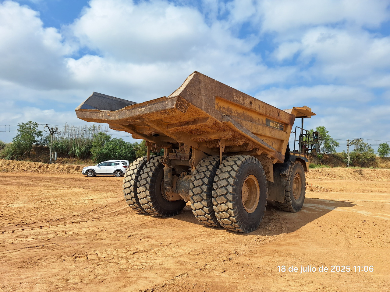 KOMATSU HD605 7-EO - Kiper sa krutom šasijom/ Kiper za kamen: slika 3 KOMATSU HD605 7-EO - Kiper sa krutom šasijom/ Kiper za kamen: slika 3