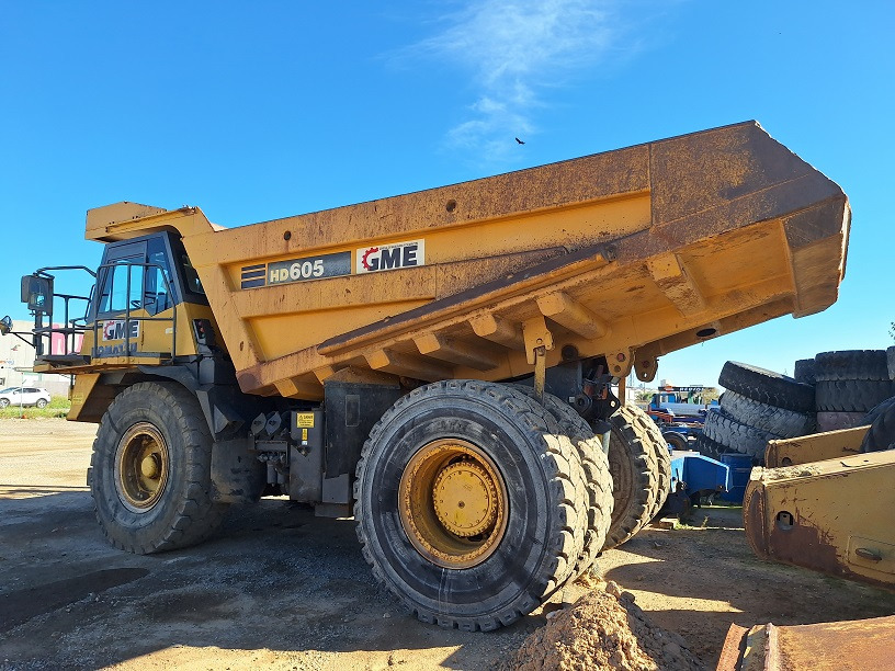 KOMATSU HD605-7EO - Kiper sa krutom šasijom/ Kiper za kamen: slika 3 KOMATSU HD605-7EO - Kiper sa krutom šasijom/ Kiper za kamen: slika 3