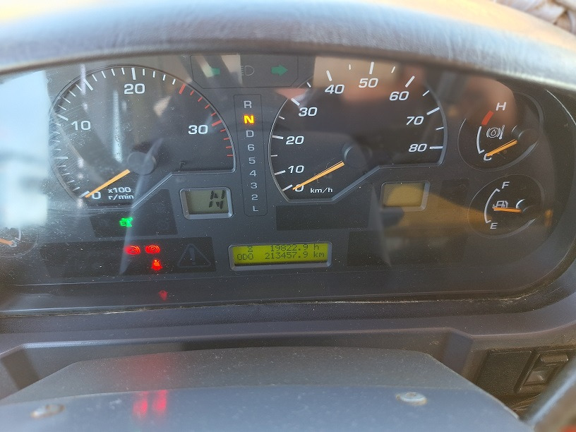 Kiper sa krutom šasijom/ Kiper za kamen KOMATSU HD605-7EO: slika 7