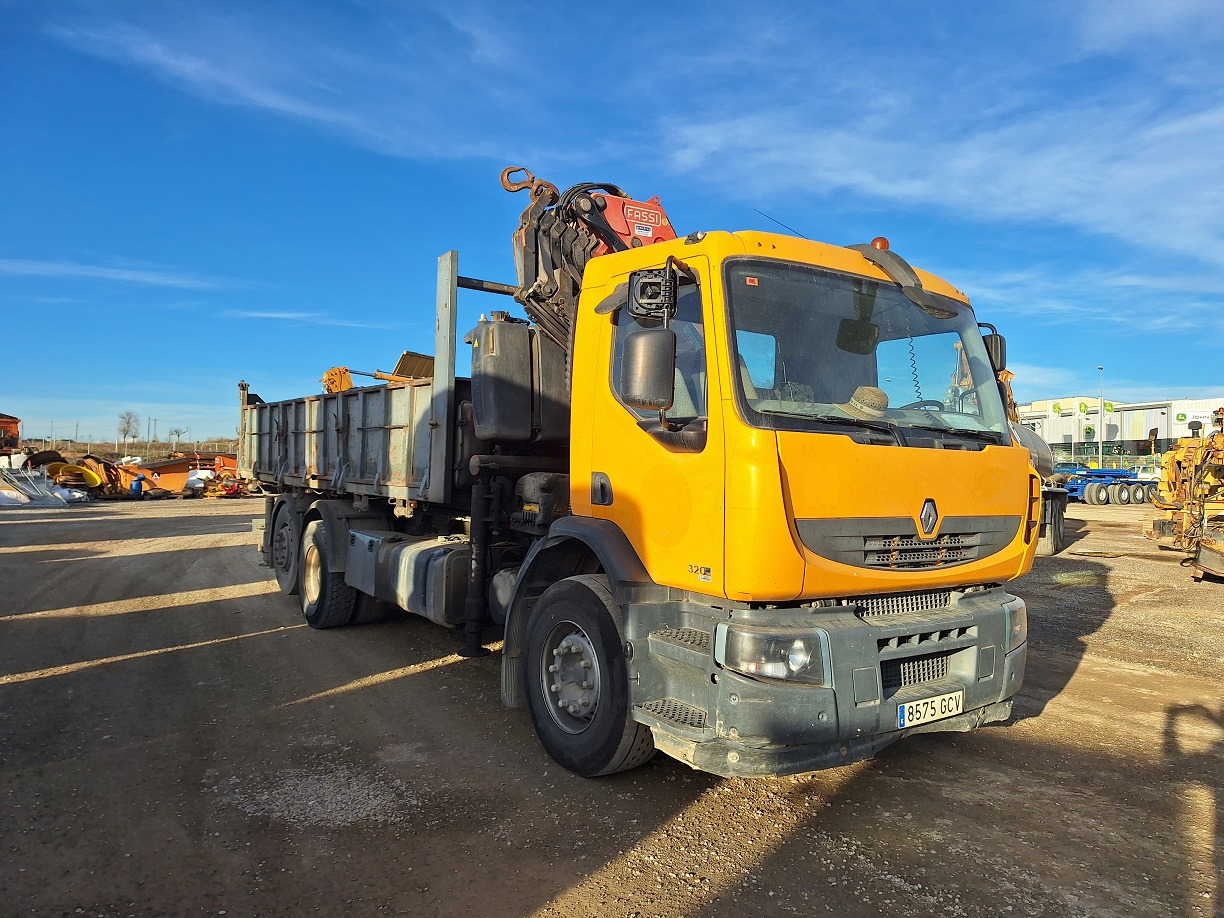 RENAULT PREMIUM LANDER 320.26 - Kamion sa dizalicom: slika 2 RENAULT PREMIUM LANDER 320.26 - Kamion sa dizalicom: slika 2