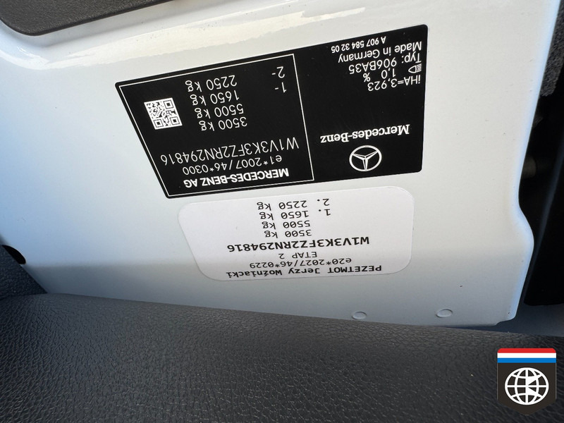 Mercedes-Benz Sprinter Laadbak verwarming - IDEAAL VOOR TRANSPORT VAN BLOEMEN IN DOZEN en/ of KRATTEN - Dostavno vozilo sa zatvorenim sandukom: slika 2 Mercedes-Benz Sprinter Laadbak verwarming - IDEAAL VOOR TRANSPORT VAN BLOEMEN IN DOZEN en/ of KRATTEN - Dostavno vozilo sa zatvorenim sandukom: slika 2