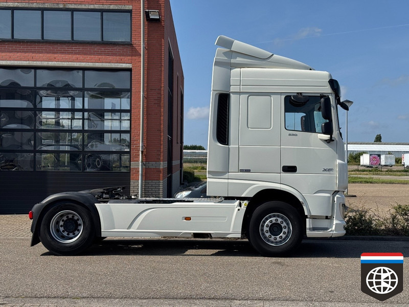 DAF XF 530 FT RETARDER - EURO 6 D - NIGHT A/C - FULL SPOILER - Tegljač: slika 3 DAF XF 530 FT RETARDER - EURO 6 D - NIGHT A/C - FULL SPOILER - Tegljač: slika 3