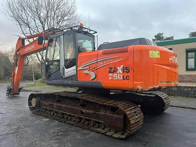 Hitachi ZX250LC-3 - ZX 250 LC - ZX250 - Bager: slika 2 Hitachi ZX250LC-3 - ZX 250 LC - ZX250 - Bager: slika 2