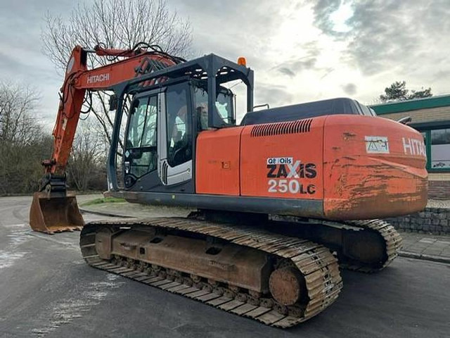Isuzu ZX250LC-3 - ZX 250 LC-3 - ZX250 - Bager: slika 2 Isuzu ZX250LC-3 - ZX 250 LC-3 - ZX250 - Bager: slika 2