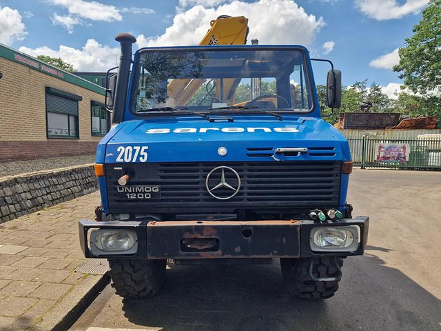 Mercedes-Benz U 1200 4X4 - Kamion sa dizalicom: slika 3 Mercedes-Benz U 1200 4X4 - Kamion sa dizalicom: slika 3