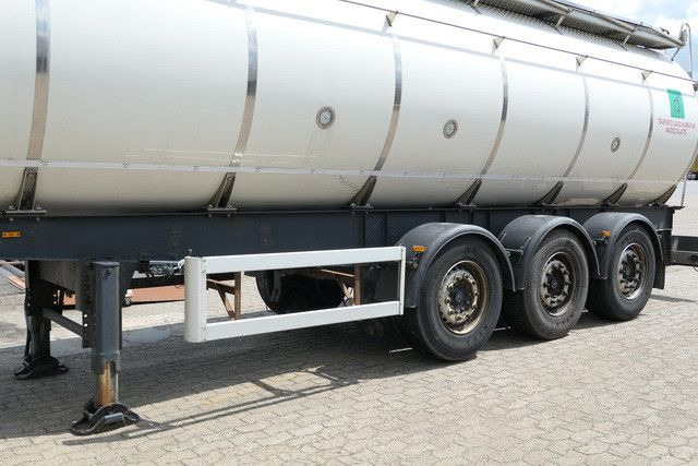 Cardi NAR 3002, Isoliert, Tank aus 2014, 32m³ - Poluprikolica cisterna: slika 2 Cardi NAR 3002, Isoliert, Tank aus 2014, 32m³ - Poluprikolica cisterna: slika 2