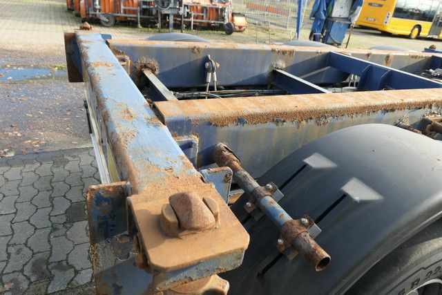 Carnehl CCS/HS, 1x20/2x20/1x30/1x40 Fuß Container, Lift - Poluprikolica za prevoz kontejnera/ Poluprikolica sa promenjivim sandukom: slika 3 Carnehl CCS/HS, 1x20/2x20/1x30/1x40 Fuß Container, Lift - Poluprikolica za prevoz kontejnera/ Poluprikolica sa promenjivim sandukom: slika 3