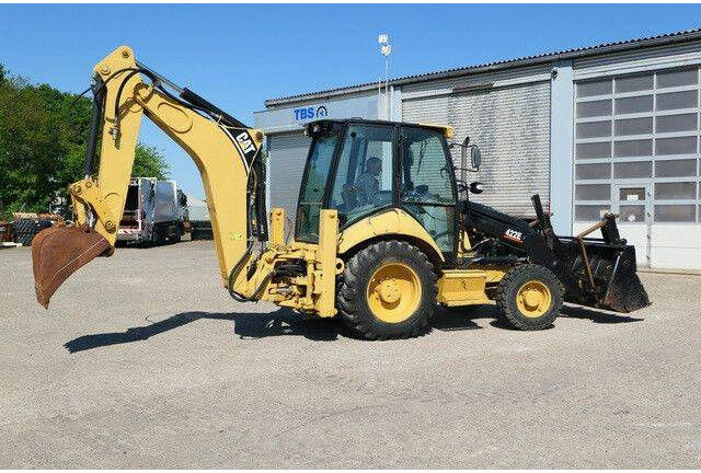 Caterpillar 422 4x4, Mehrzweckgerät, Palettengabel, Schaufel - Bager utovarivač: slika 2 Caterpillar 422 4x4, Mehrzweckgerät, Palettengabel, Schaufel - Bager utovarivač: slika 2