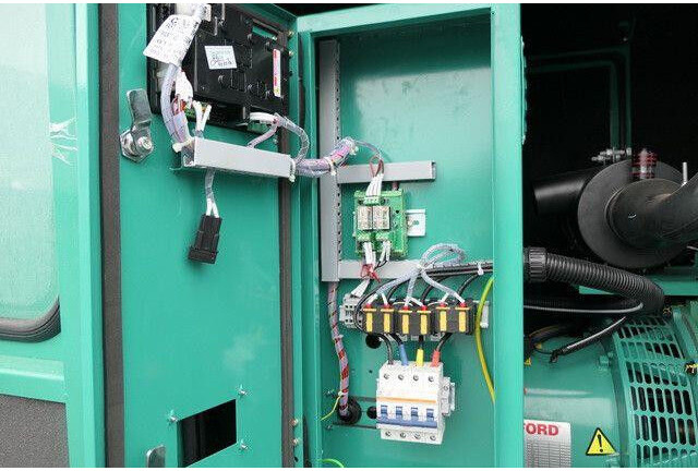 Cummins Stromgenerator,30 kVA,Mehrfach auf Lager - Set generatora: slika 5 Cummins Stromgenerator,30 kVA,Mehrfach auf Lager - Set generatora: slika 5