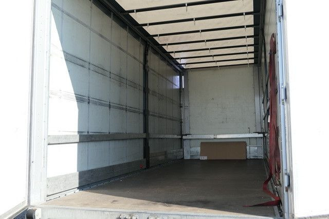 DAF LF 230 FA 4x2, Edscha, Verzinkt, AHK, Klima, TOP DAF LF 230 FA 4x2, Edscha, Verzinkt, AHK, Klima, TOP - Dostavno vozilo sa ceradom: slika 4 DAF LF 230 FA 4x2, Edscha, Verzinkt, AHK, Klima, TOP DAF LF 230 FA 4x2, Edscha, Verzinkt, AHK, Klima, TOP - Dostavno vozilo sa ceradom: slika 4