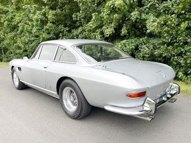 Ferrari 330 GT Coupe 2+2/TÜV neu/H-Zulassung - Coupe: slika 5 Ferrari 330 GT Coupe 2+2/TÜV neu/H-Zulassung - Coupe: slika 5
