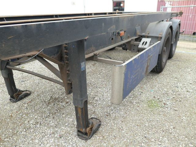 Fischer NWK26, Kippchassis, 20 Fuß Container,BPW - Poluprikolica za prevoz kontejnera/ Poluprikolica sa promenjivim sandukom: slika 4 Fischer NWK26, Kippchassis, 20 Fuß Container,BPW - Poluprikolica za prevoz kontejnera/ Poluprikolica sa promenjivim sandukom: slika 4
