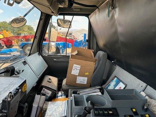 Grove GMK6300 KRAN 300/330 Tonnen - Toranjski kran: slika 5 Grove GMK6300 KRAN 300/330 Tonnen - Toranjski kran: slika 5