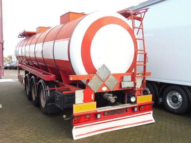 Kässbohrer Isoliert, Chemie, V2A, 32m³,Kompresor,Alu-Felgen - Poluprikolica cisterna: slika 3 Kässbohrer Isoliert, Chemie, V2A, 32m³,Kompresor,Alu-Felgen - Poluprikolica cisterna: slika 3