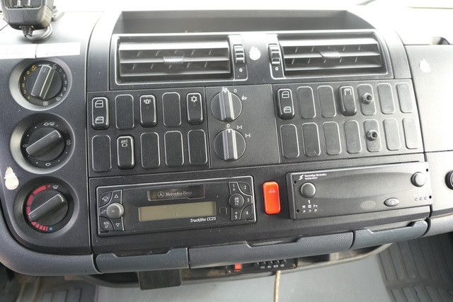 Korisno/ Posebno vozilo, Kamion sa zatvorenim sandukom Mercedes-Benz 1518 A Atego 4X4, Klima, AHK, Allrad, Rolltor: slika 14