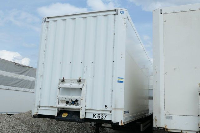 Krone SD, Isoliert, BPW, Krone Douplex Steel, 3-Achser - Poluprikolica sa zatvorenim sandukom: slika 2 Krone SD, Isoliert, BPW, Krone Douplex Steel, 3-Achser - Poluprikolica sa zatvorenim sandukom: slika 2