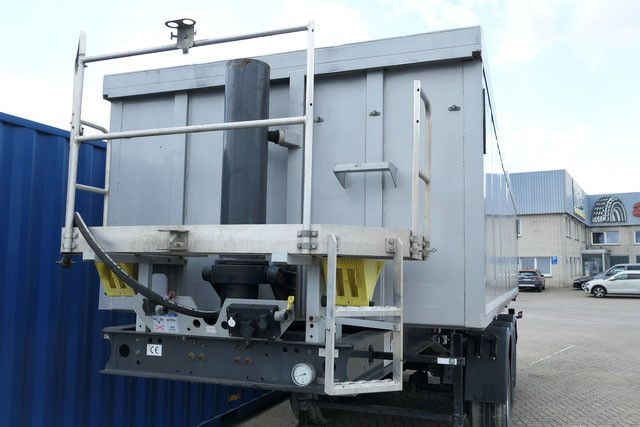 Langendorf SKA-HS 24/30 ISOXX, Alu, Thermo, 26m³, Luft-Lift - Poluprikolica istovarivača: slika 2 Langendorf SKA-HS 24/30 ISOXX, Alu, Thermo, 26m³, Luft-Lift - Poluprikolica istovarivača: slika 2