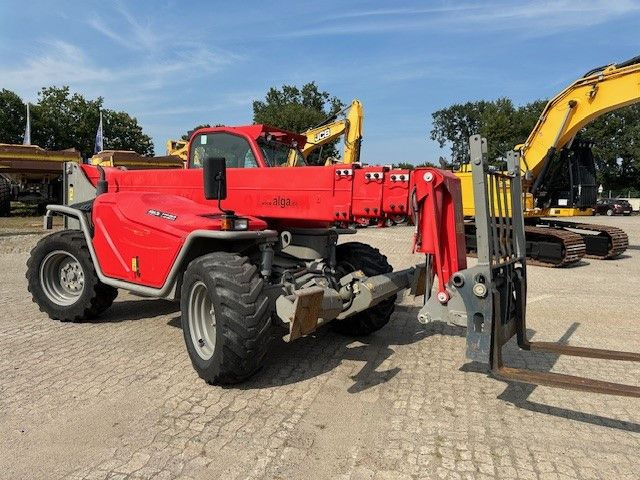 Manitou MT 1440, Palettengabel, 13,5m., 4.000kg Traglast Manitou MT 1440, Palettengabel, 13,5m., 4.000kg Traglast - Teleskopski upravljač: slika 2 Manitou MT 1440, Palettengabel, 13,5m., 4.000kg Traglast Manitou MT 1440, Palettengabel, 13,5m., 4.000kg Traglast - Teleskopski upravljač: slika 2