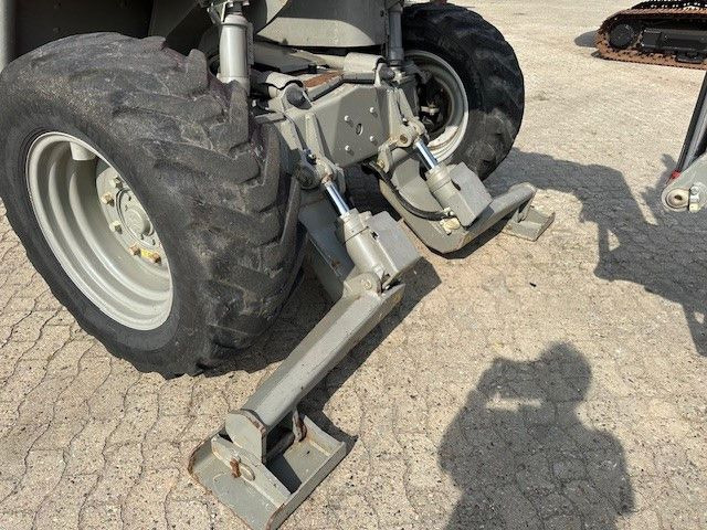 Manitou MT 1440, Palettengabel, 13,5m., 4.000kg Traglast Manitou MT 1440, Palettengabel, 13,5m., 4.000kg Traglast - Teleskopski upravljač: slika 3 Manitou MT 1440, Palettengabel, 13,5m., 4.000kg Traglast Manitou MT 1440, Palettengabel, 13,5m., 4.000kg Traglast - Teleskopski upravljač: slika 3