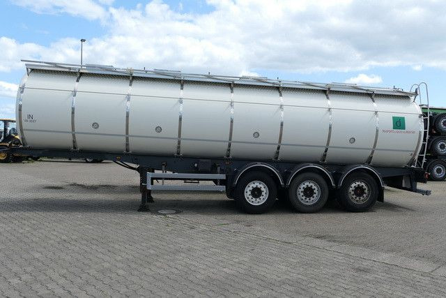 Menci SA 105/Lebensmittel Tank 32 cbm./12x auf Lager! - Poluprikolica cisterna: slika 2 Menci SA 105/Lebensmittel Tank 32 cbm./12x auf Lager! - Poluprikolica cisterna: slika 2