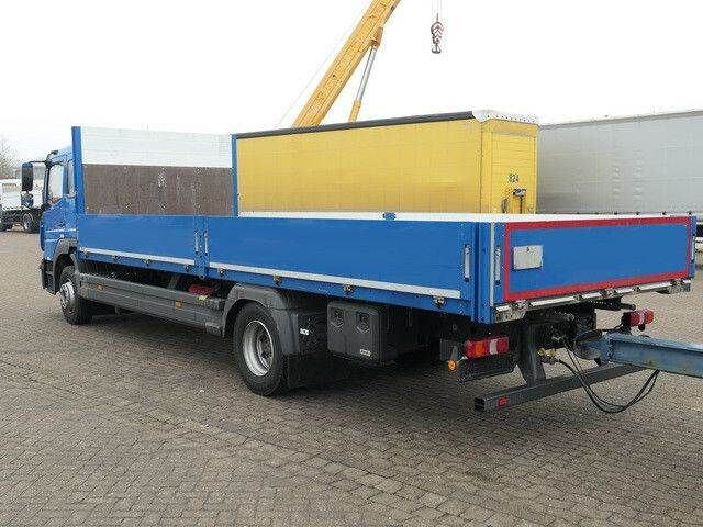 Mercedes-Benz 1324 L Atego, 6-Sitze, Verzinkt, 7.300mm lang - Kamion sa tovarnim sandukom: slika 3 Mercedes-Benz 1324 L Atego, 6-Sitze, Verzinkt, 7.300mm lang - Kamion sa tovarnim sandukom: slika 3