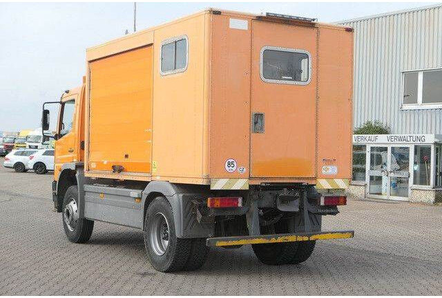 Mercedes-Benz 1518 A Atego 4X4, Klima, AHK, Allrad, Rolltor - Kamion sa zatvorenim sandukom: slika 3 Mercedes-Benz 1518 A Atego 4X4, Klima, AHK, Allrad, Rolltor - Kamion sa zatvorenim sandukom: slika 3