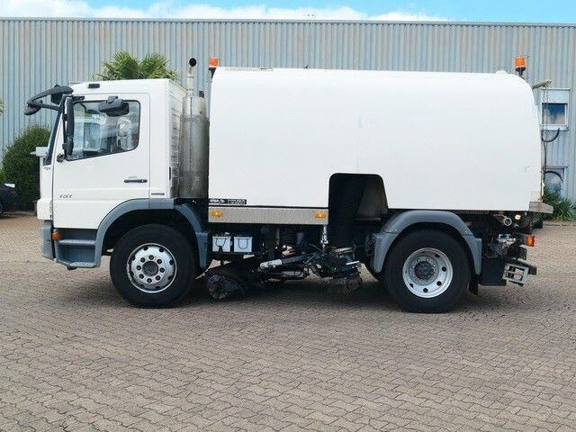 Autočistilica Mercedes-Benz 1518 LKO Atego 4x2, Kobit-Aufbau, 8m³,Wassertank: slika 6 Autočistilica Mercedes-Benz 1518 LKO Atego 4x2, Kobit-Aufbau, 8m³,Wassertank: slika 6