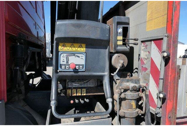 Mercedes-Benz 1844 L Actros 4x2, Hiab 144E-3, Funk, Voll-Luft - Kamion sa tovarnim sandukom: slika 4 Mercedes-Benz 1844 L Actros 4x2, Hiab 144E-3, Funk, Voll-Luft - Kamion sa tovarnim sandukom: slika 4