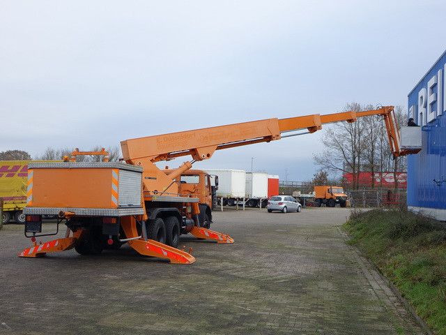 Mercedes-Benz 2222 6x4, Ruthmann, 28m. 3. Sitz - Vazdušna platforma montirana na kamion: slika 4 Mercedes-Benz 2222 6x4, Ruthmann, 28m. 3. Sitz - Vazdušna platforma montirana na kamion: slika 4