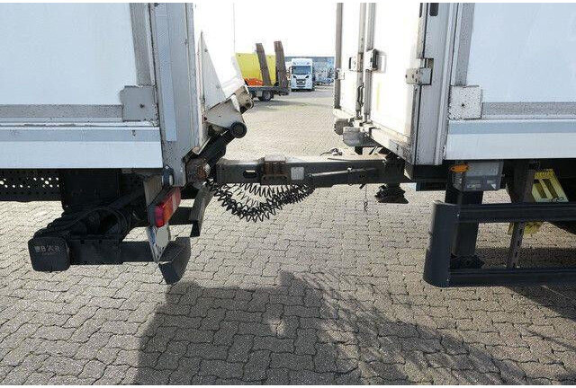 Mercedes-Benz 2543 L Antos 6x2, 37 Paletten, Kompl. Zug, TOP - Hladnjača: slika 5 Mercedes-Benz 2543 L Antos 6x2, 37 Paletten, Kompl. Zug, TOP - Hladnjača: slika 5