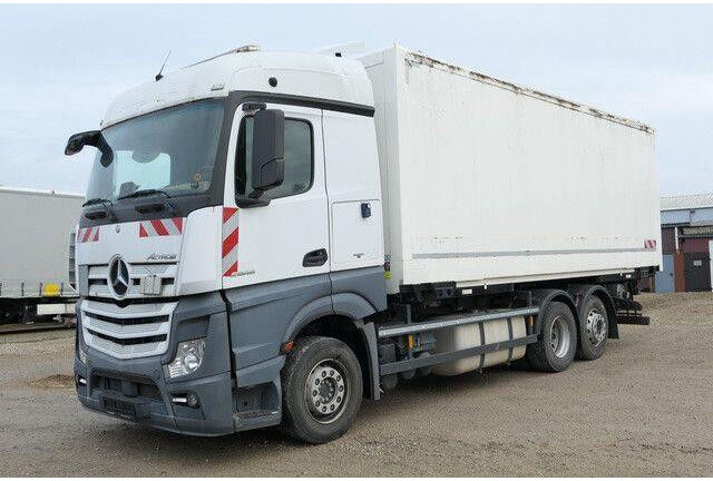 Mercedes-Benz 2545 L Actros 6x2, Retader, für Bohrgeräte, AHK - Kamion sa zatvorenim sandukom: slika 3 Mercedes-Benz 2545 L Actros 6x2, Retader, für Bohrgeräte, AHK - Kamion sa zatvorenim sandukom: slika 3
