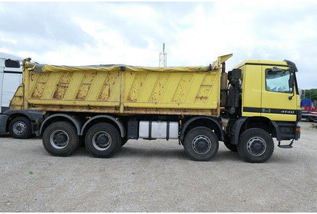 Mercedes-Benz 4140 AK Actros, Allrad, alter Tacho, 4x am Lager - Istovarivač: slika 5 Mercedes-Benz 4140 AK Actros, Allrad, alter Tacho, 4x am Lager - Istovarivač: slika 5