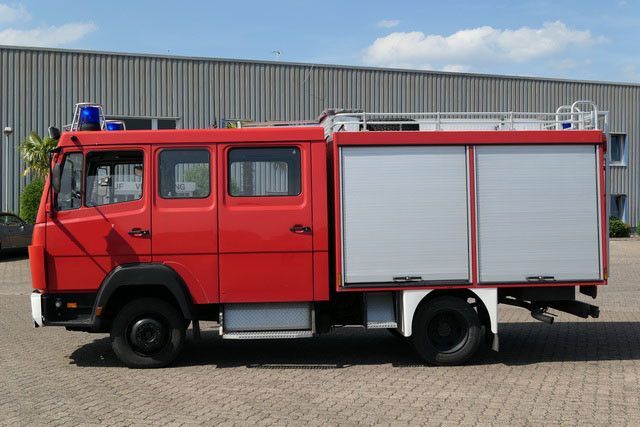 Mercedes-Benz 814 F/Feuerwehr/Pumpe/9 Sitze - Vatrogasni kamion, Dostavno vozilo sa duplom kabinom: slika 2 Mercedes-Benz 814 F/Feuerwehr/Pumpe/9 Sitze - Vatrogasni kamion, Dostavno vozilo sa duplom kabinom: slika 2
