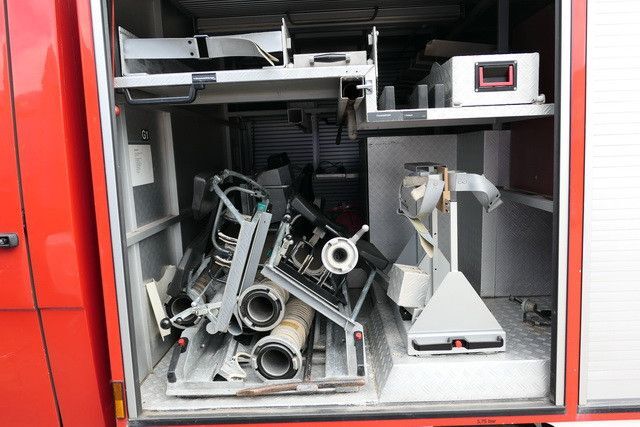 Mercedes-Benz 814 F/Feuerwehr/Pumpe/9 Sitze - Vatrogasni kamion, Dostavno vozilo sa duplom kabinom: slika 5 Mercedes-Benz 814 F/Feuerwehr/Pumpe/9 Sitze - Vatrogasni kamion, Dostavno vozilo sa duplom kabinom: slika 5