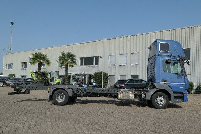 Mercedes-Benz 918 L Atego 4x2, Schlafliege, Klima,Nebenantrieb - Kamion za prevoz automobila: slika 2 Mercedes-Benz 918 L Atego 4x2, Schlafliege, Klima,Nebenantrieb - Kamion za prevoz automobila: slika 2