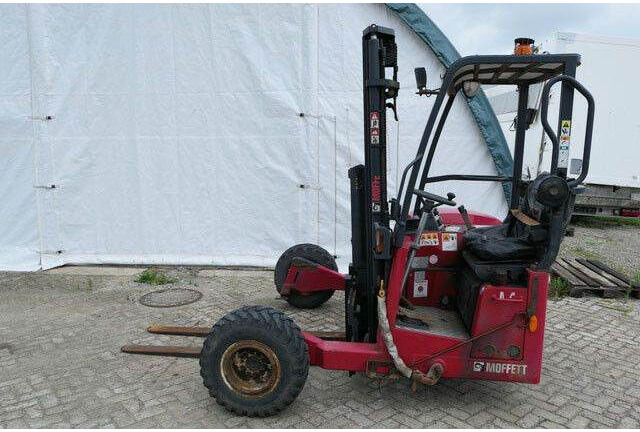 Moffett M4 25.3, Mitnahmestapler, 2.500kg, 3m Hubhöhe - Automobil: slika 2 Moffett M4 25.3, Mitnahmestapler, 2.500kg, 3m Hubhöhe - Automobil: slika 2