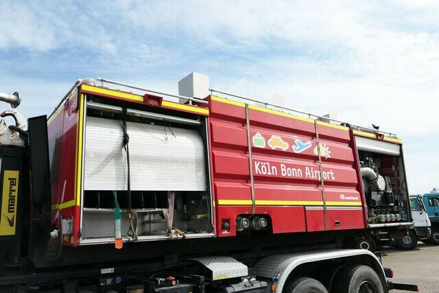 ROSENBAUER/Feuerwehr/Wasserwerfer - Vatrogasni kamion: slika 2 ROSENBAUER/Feuerwehr/Wasserwerfer - Vatrogasni kamion: slika 2