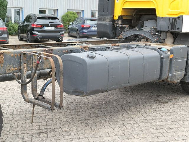 Renault 460 Premium Lander 6x4, Retarder, 10Räder, Klima - Kamion sa golom šasijom i zatvorenom kabinom: slika 3 Renault 460 Premium Lander 6x4, Retarder, 10Räder, Klima - Kamion sa golom šasijom i zatvorenom kabinom: slika 3