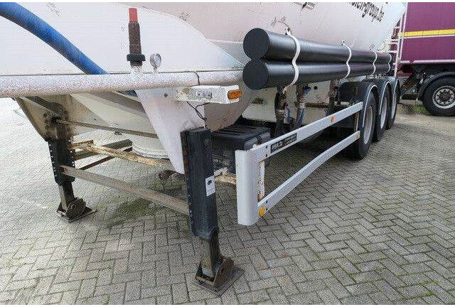 SPITZER SF 2737 PI, Zement, 37m³, Alu-Felgen, 1 Kammer - Poluprikolica cisterna: slika 4 SPITZER SF 2737 PI, Zement, 37m³, Alu-Felgen, 1 Kammer - Poluprikolica cisterna: slika 4