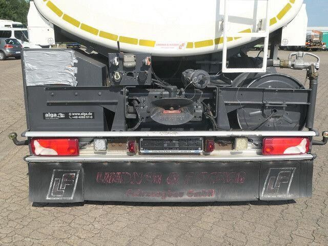 Scania P 320 6x2, Lindner & Fischer, 19m³, 3 Kammern - Kamion cisterna: slika 4 Scania P 320 6x2, Lindner & Fischer, 19m³, 3 Kammern - Kamion cisterna: slika 4