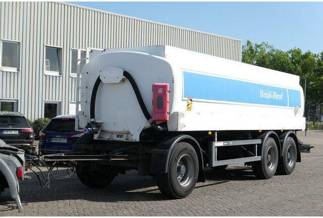 Tank Bunge TAA 22.5/3A3, 3 Kammern,Oben- und Untenbefüllung - Prikolica cisterna: slika 4 Tank Bunge TAA 22.5/3A3, 3 Kammern,Oben- und Untenbefüllung - Prikolica cisterna: slika 4